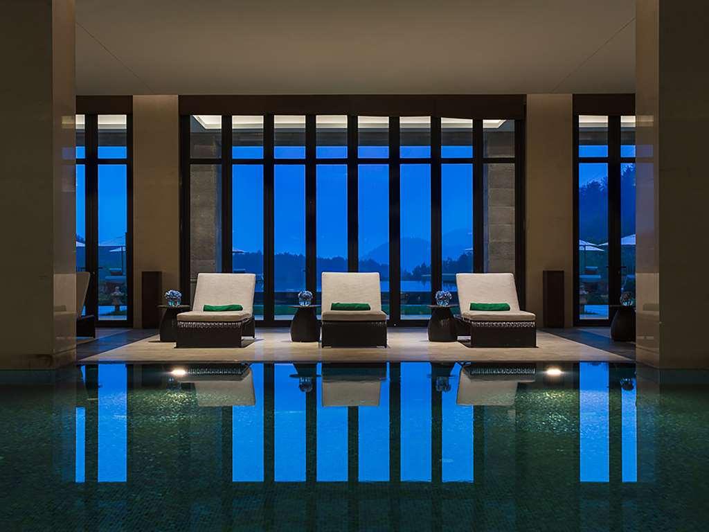 Banyan Tree Anji Hotel Хужу Екстериор снимка