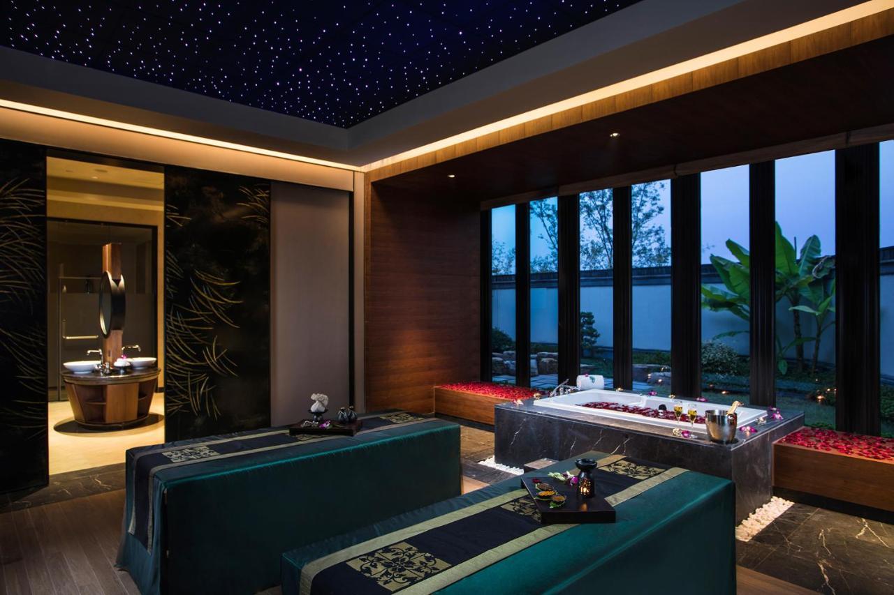 Banyan Tree Anji Hotel Хужу Екстериор снимка