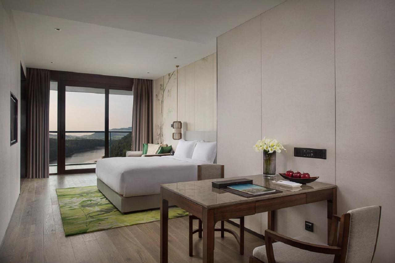 Banyan Tree Anji Hotel Хужу Екстериор снимка
