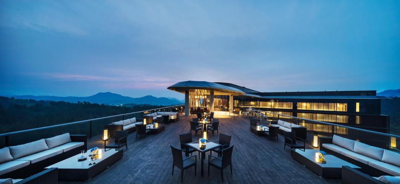 Banyan Tree Anji Hotel Хужу Екстериор снимка