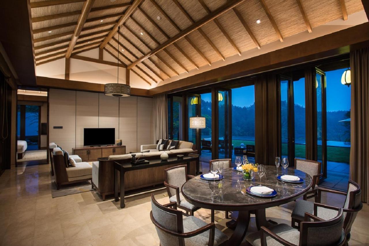 Banyan Tree Anji Hotel Хужу Екстериор снимка